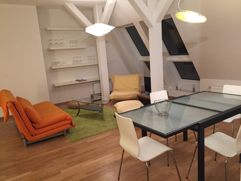 Atelierwohnung Am Park Erfurt Zimmer foto